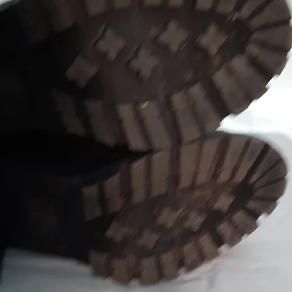 JellyPop Striking Black and Red Heeled Boots for Elegance - Women's Size 9M - Picture 9 of 15